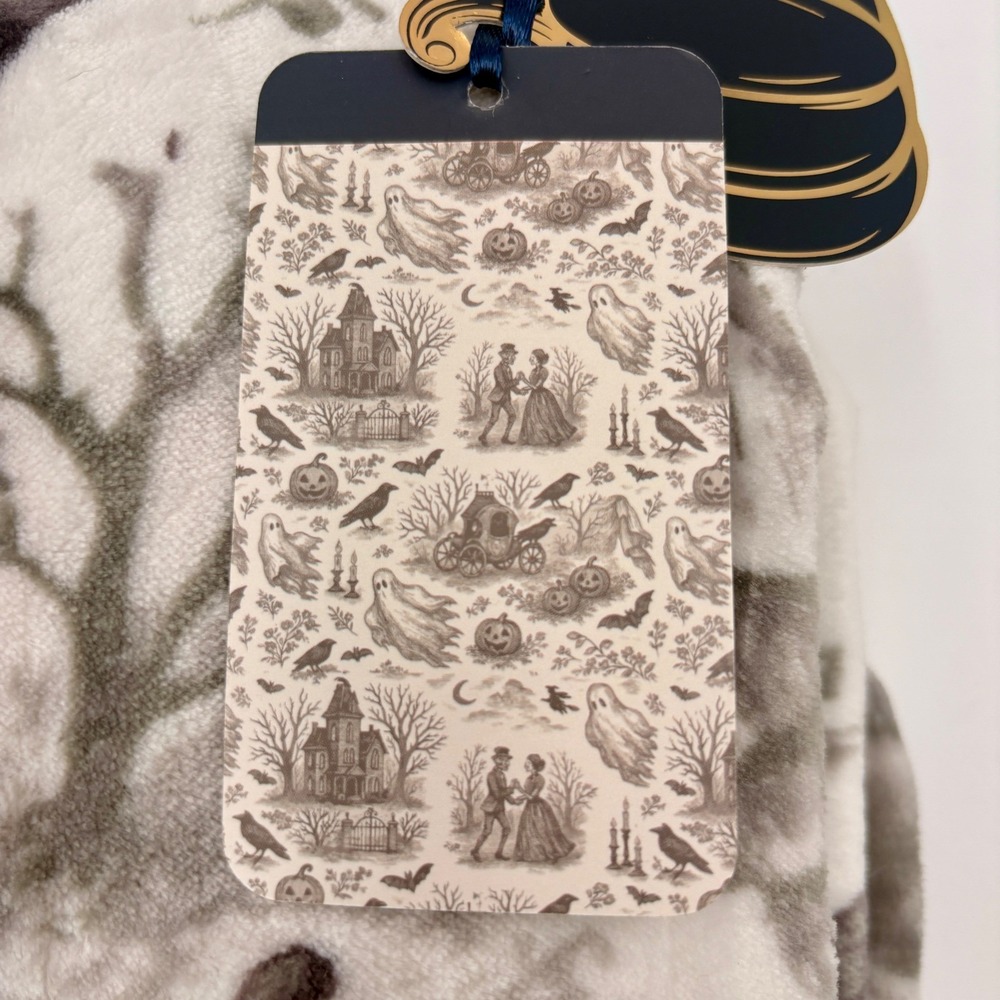 Rachel Roy Halloween Toile Oversized Plush Throw Blanket 60x70 Gothic New - Picture 6 of 6